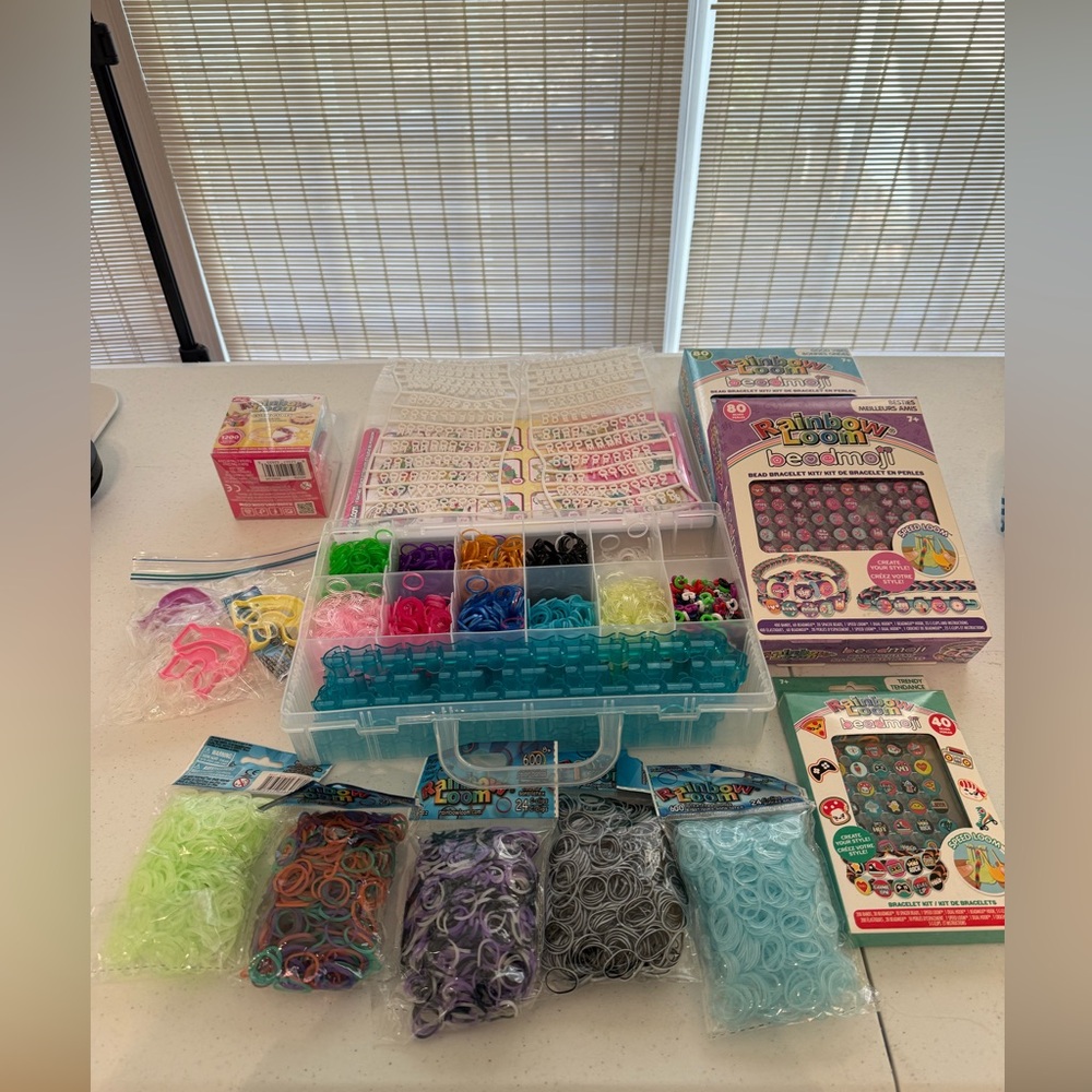 Rainbow Loom Bracelet Kit With Accessories